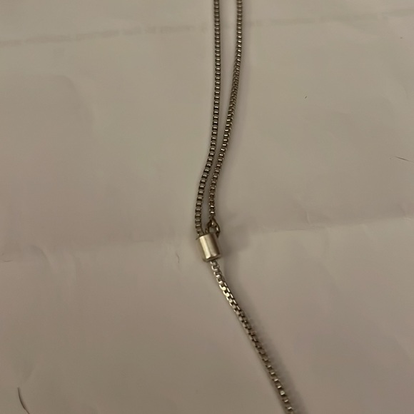 Madewell Adjustable Necklace with Fun and Classy Dark Blue Fringed Pendant - Picture 4 of 7